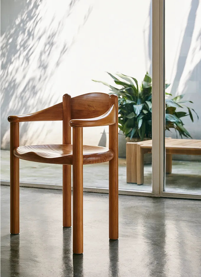 Daumiller chair in golden pine by Gubi