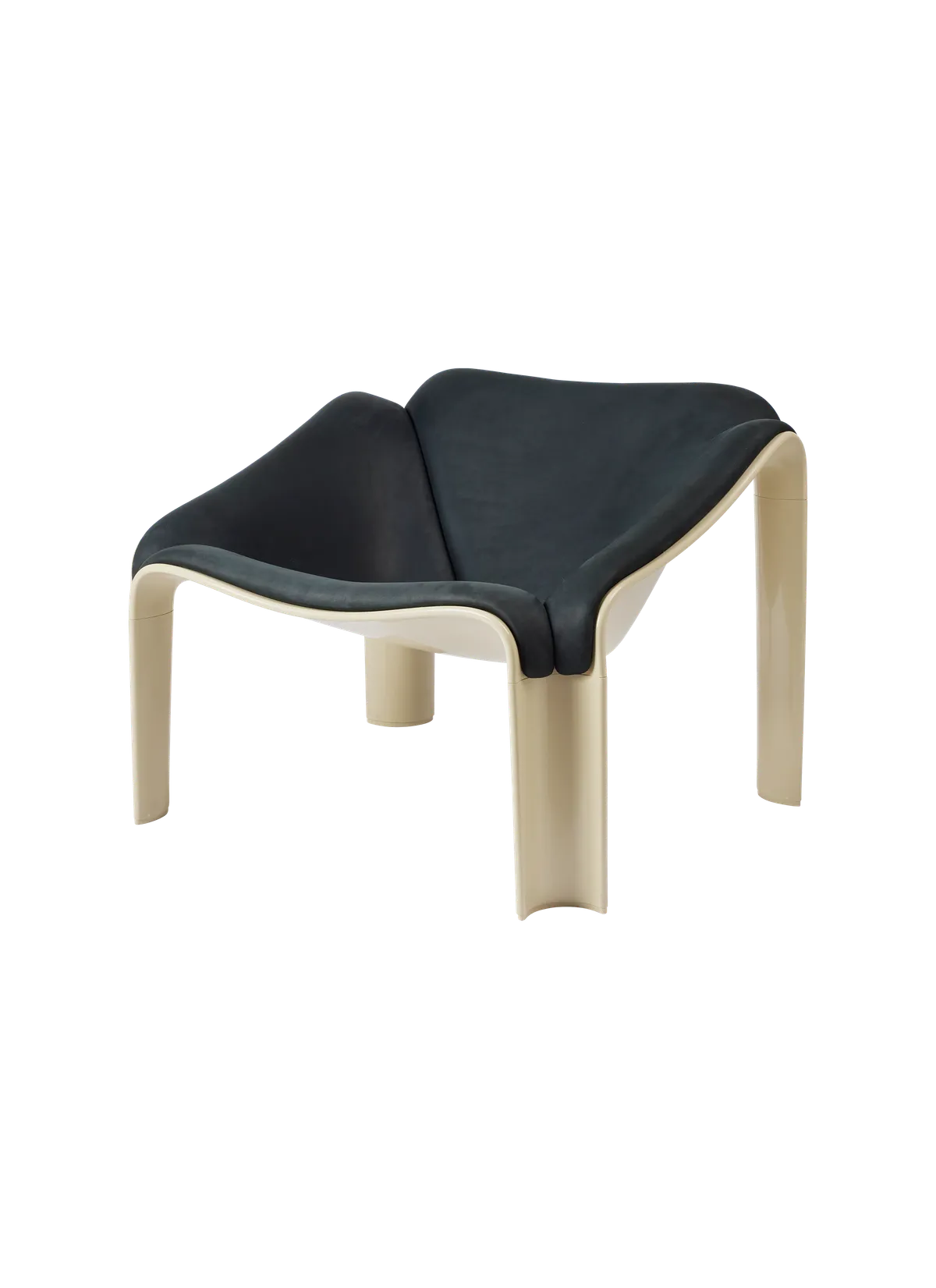 F300 LOUNGE CHAIR / GUBI X Pierre Paulin black leather/beige