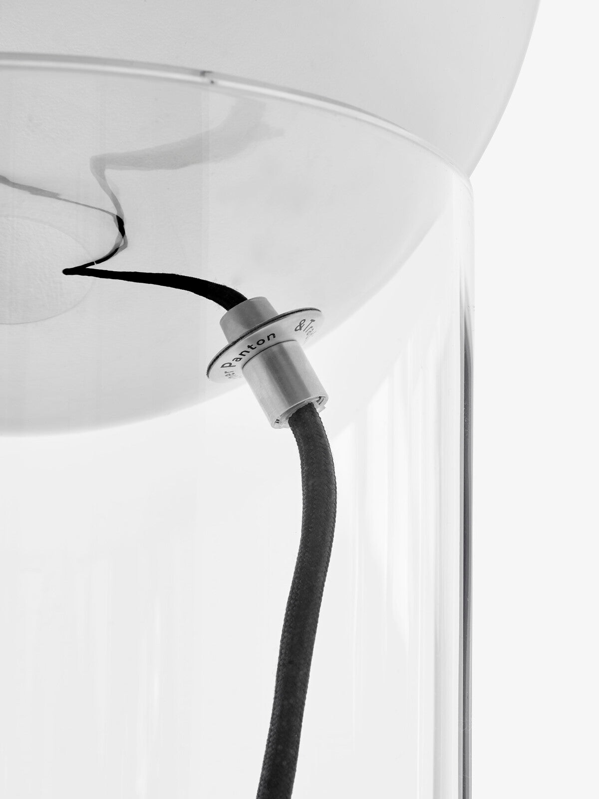 TOPAN VP13 TABLE LAMP