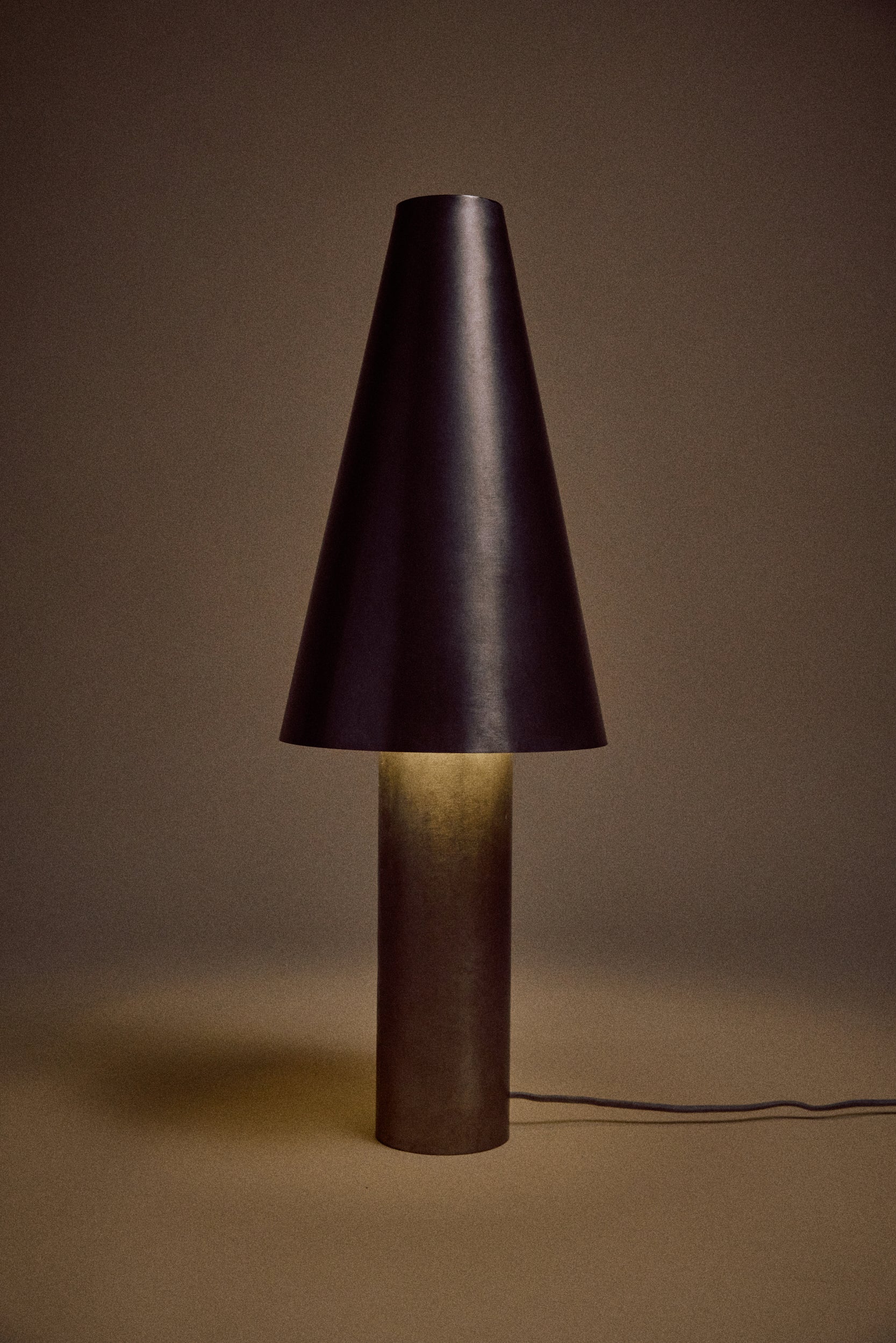 Metal Cone Table Lamp