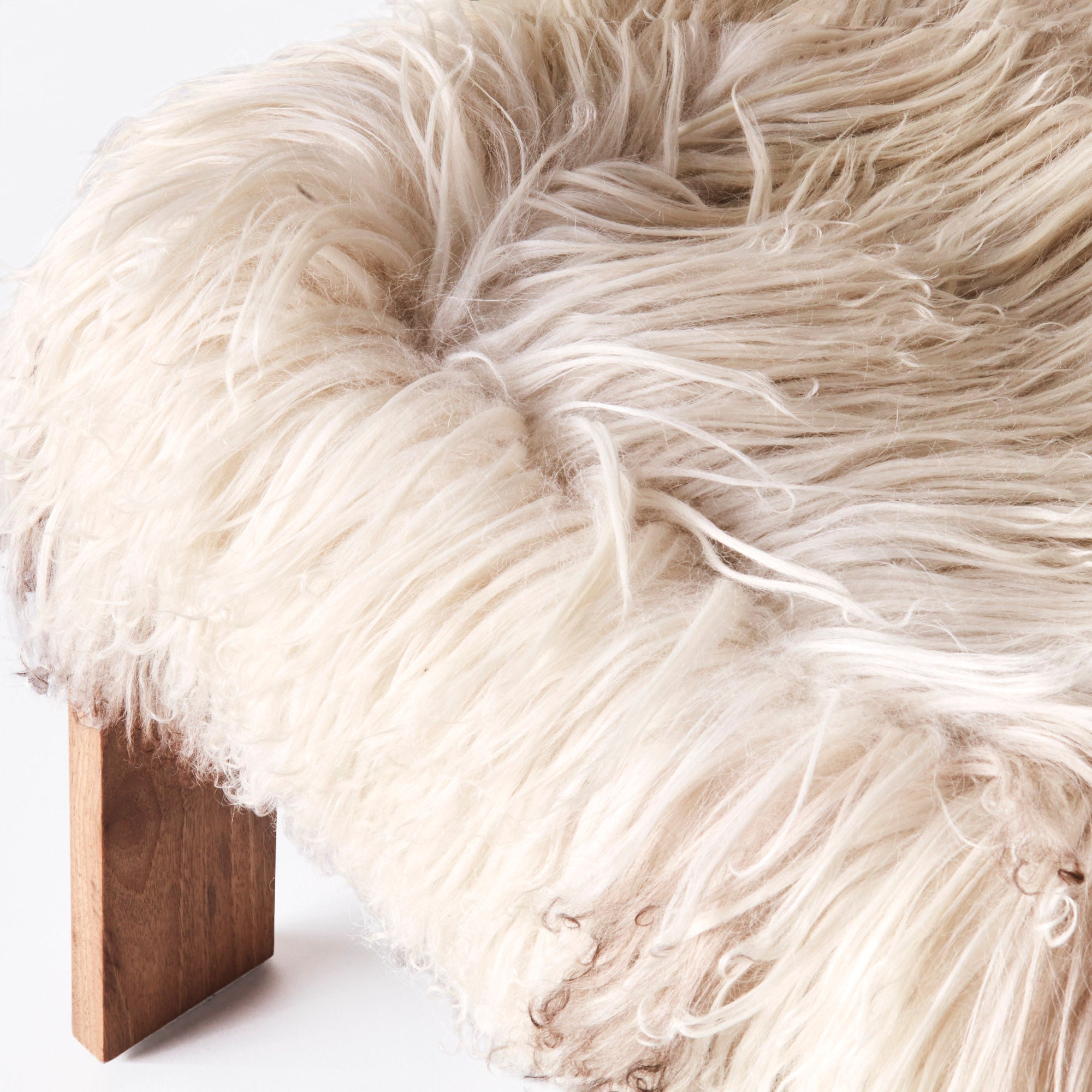 Easy Chair / Dusty Deco