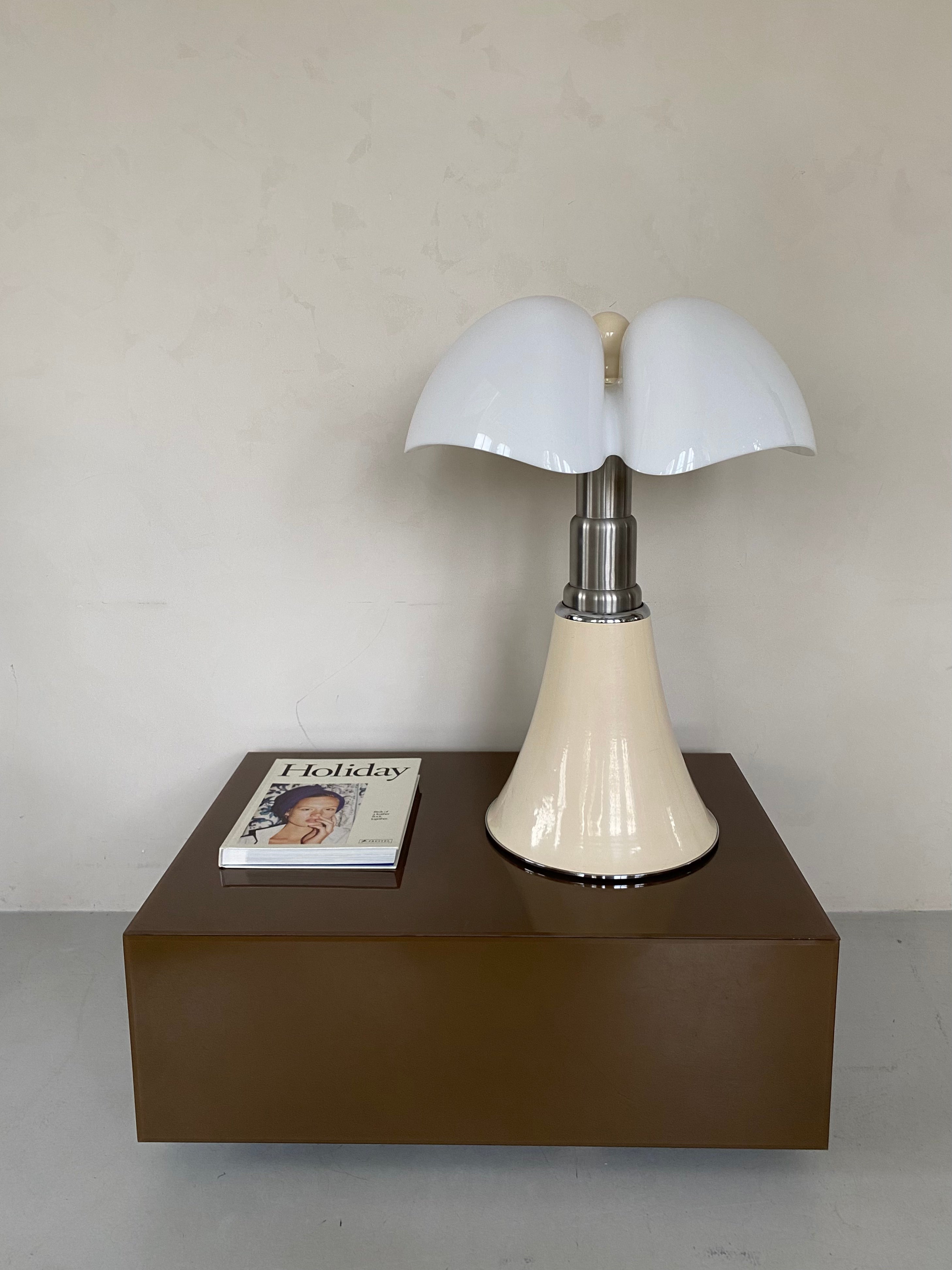 Pipistrello Lamp by Gae Aulenti for Martinelli Luce