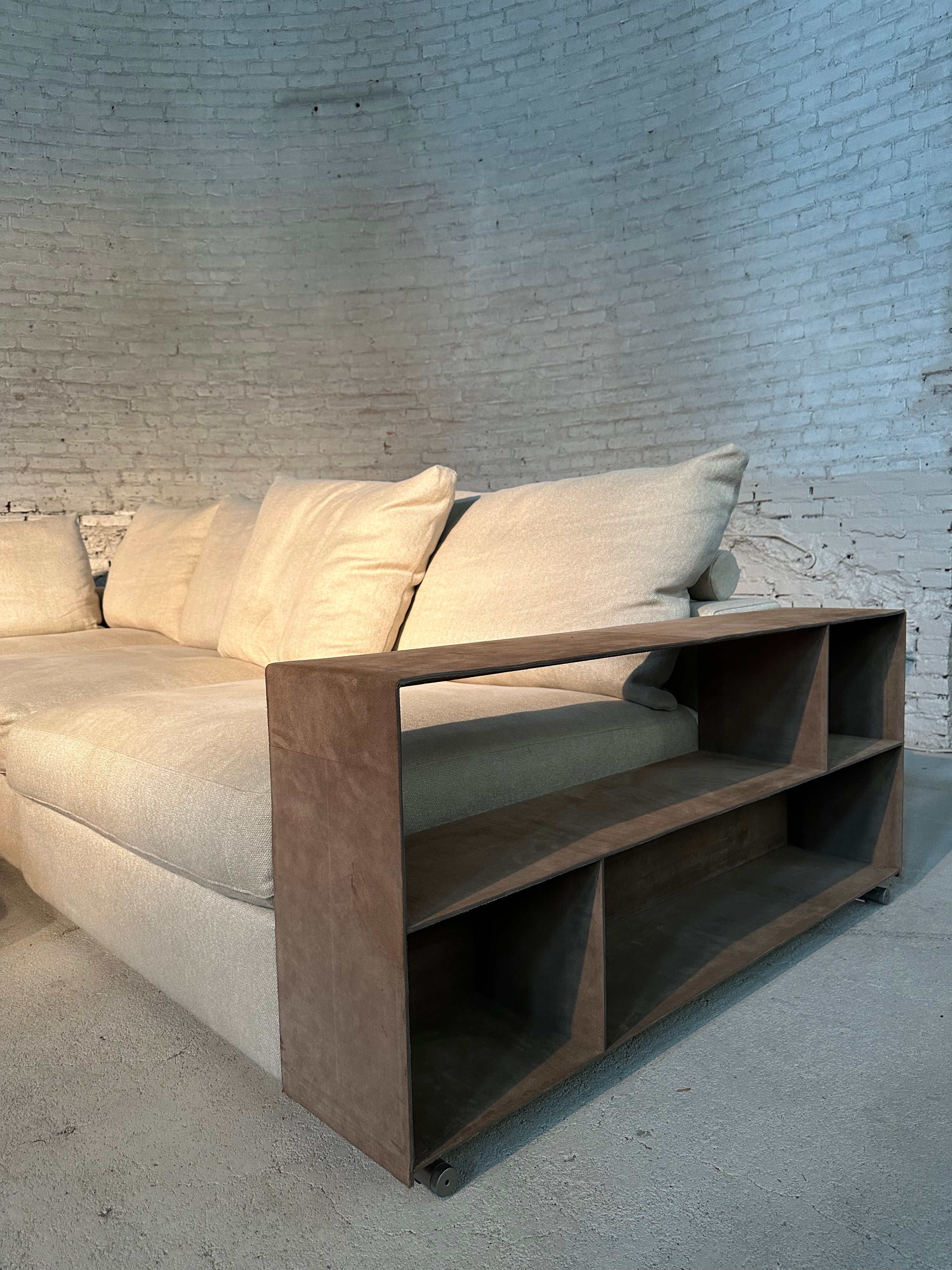 Groundpiece Sable Sofa by Flexform