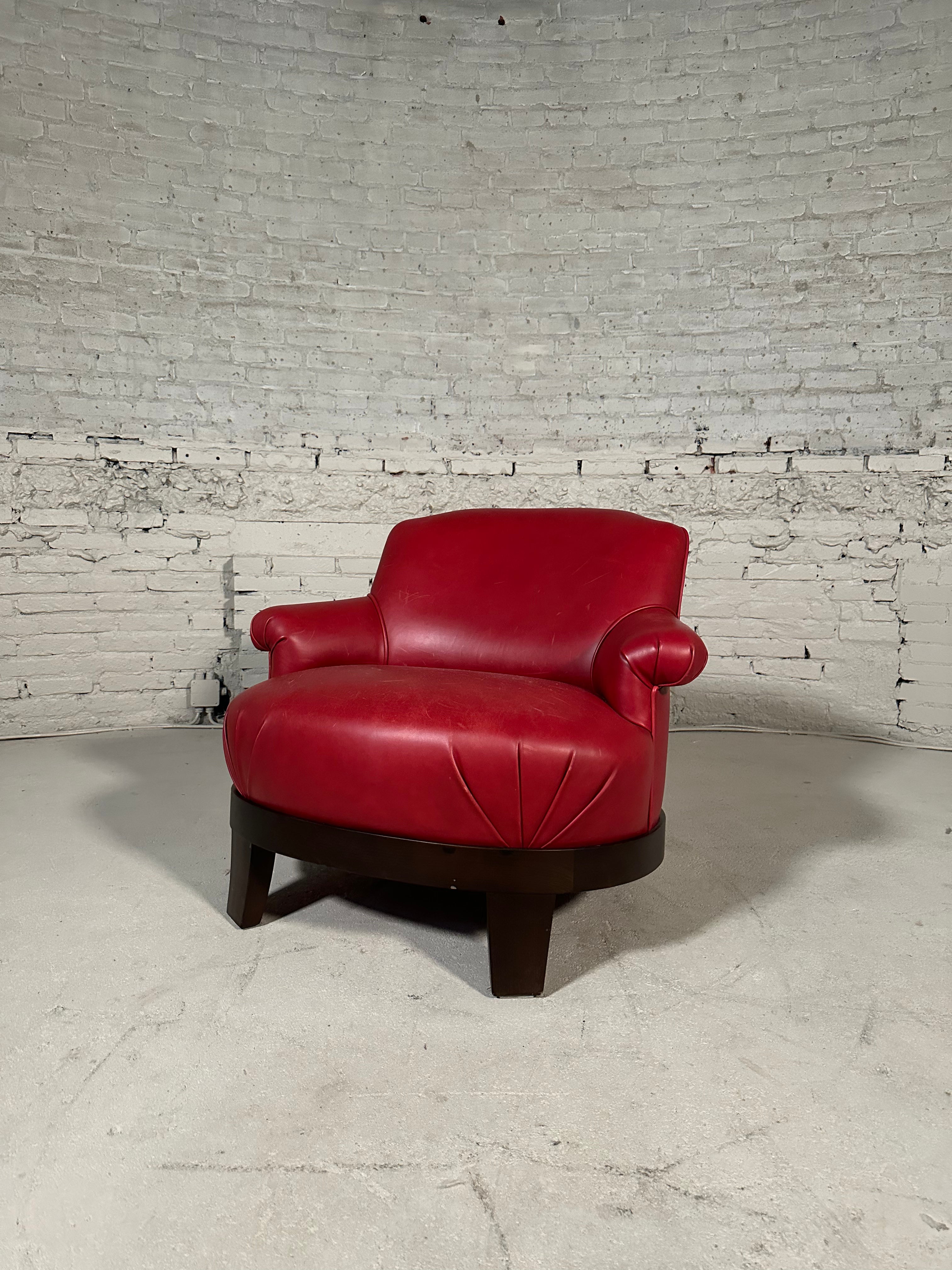 Gacy club chair by Premomoria