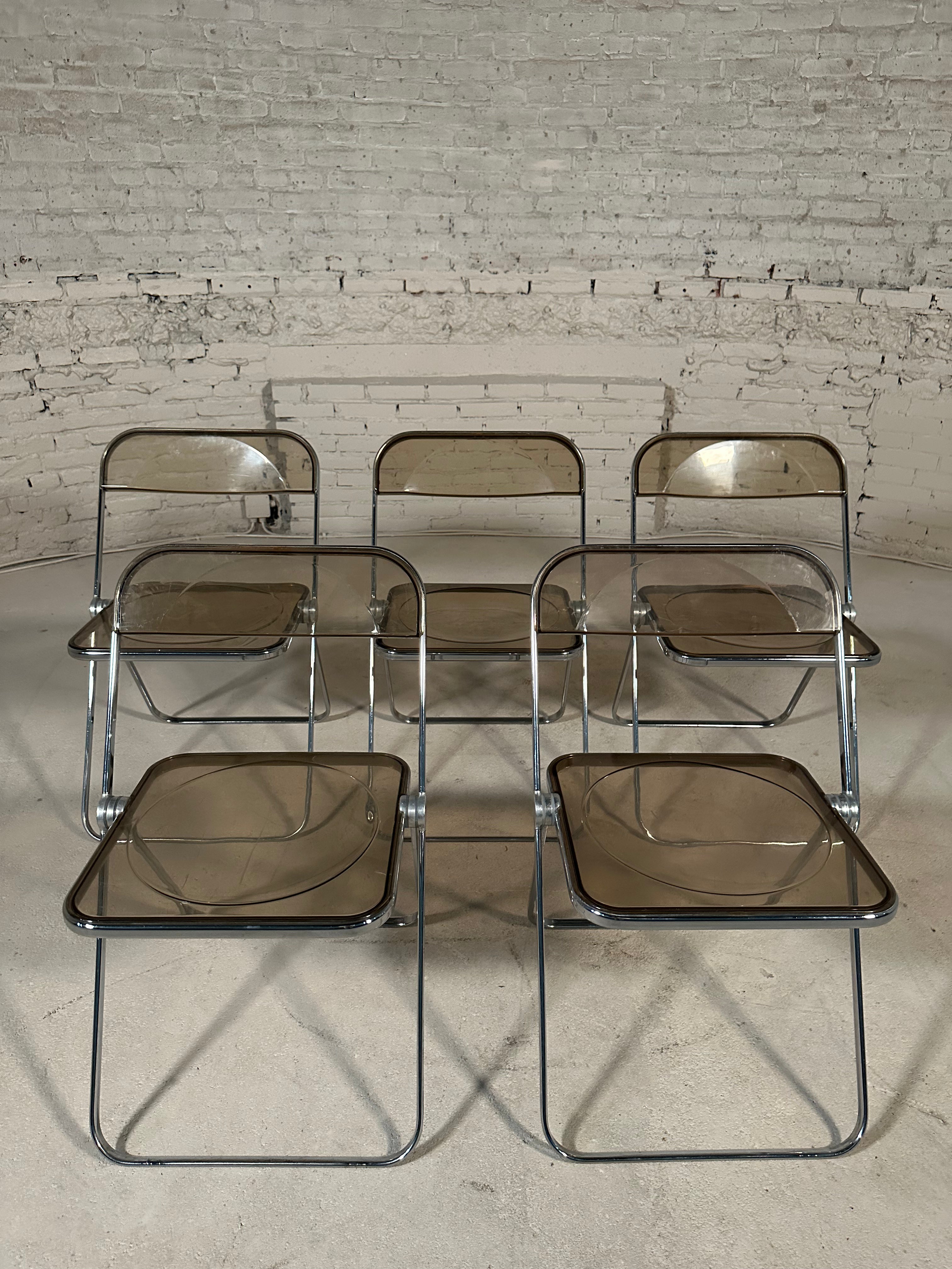 Plia Folding Chair by Giancarlo Piretti for Castelli – UMA Online