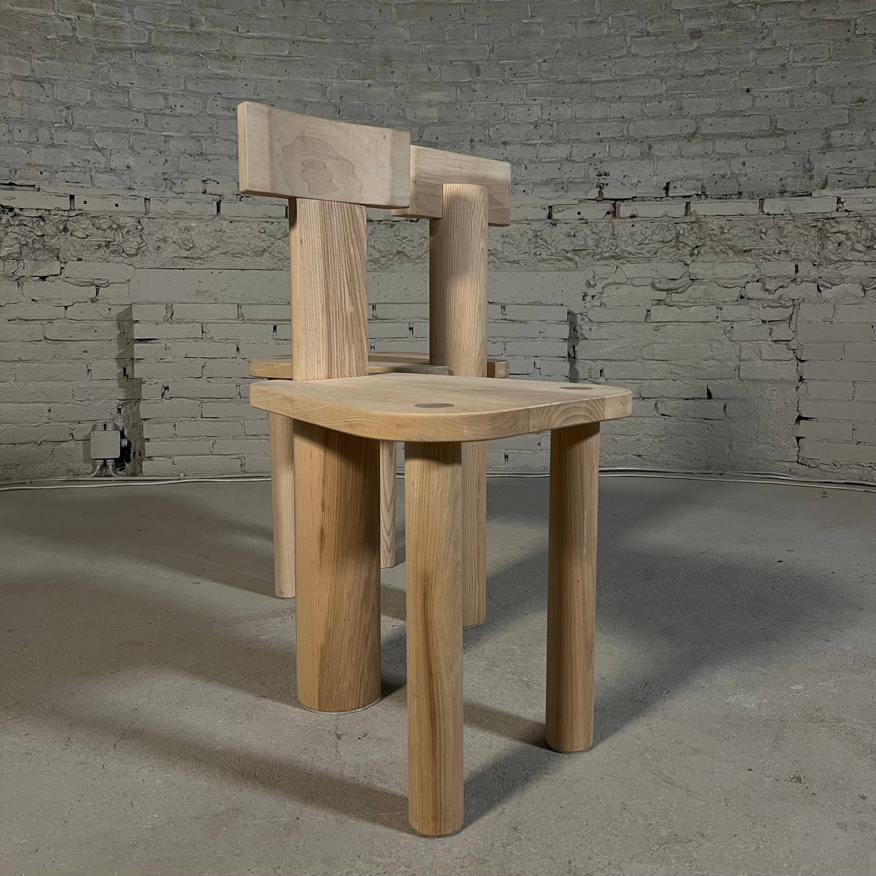 Three Legged-chair Wøti CH 04