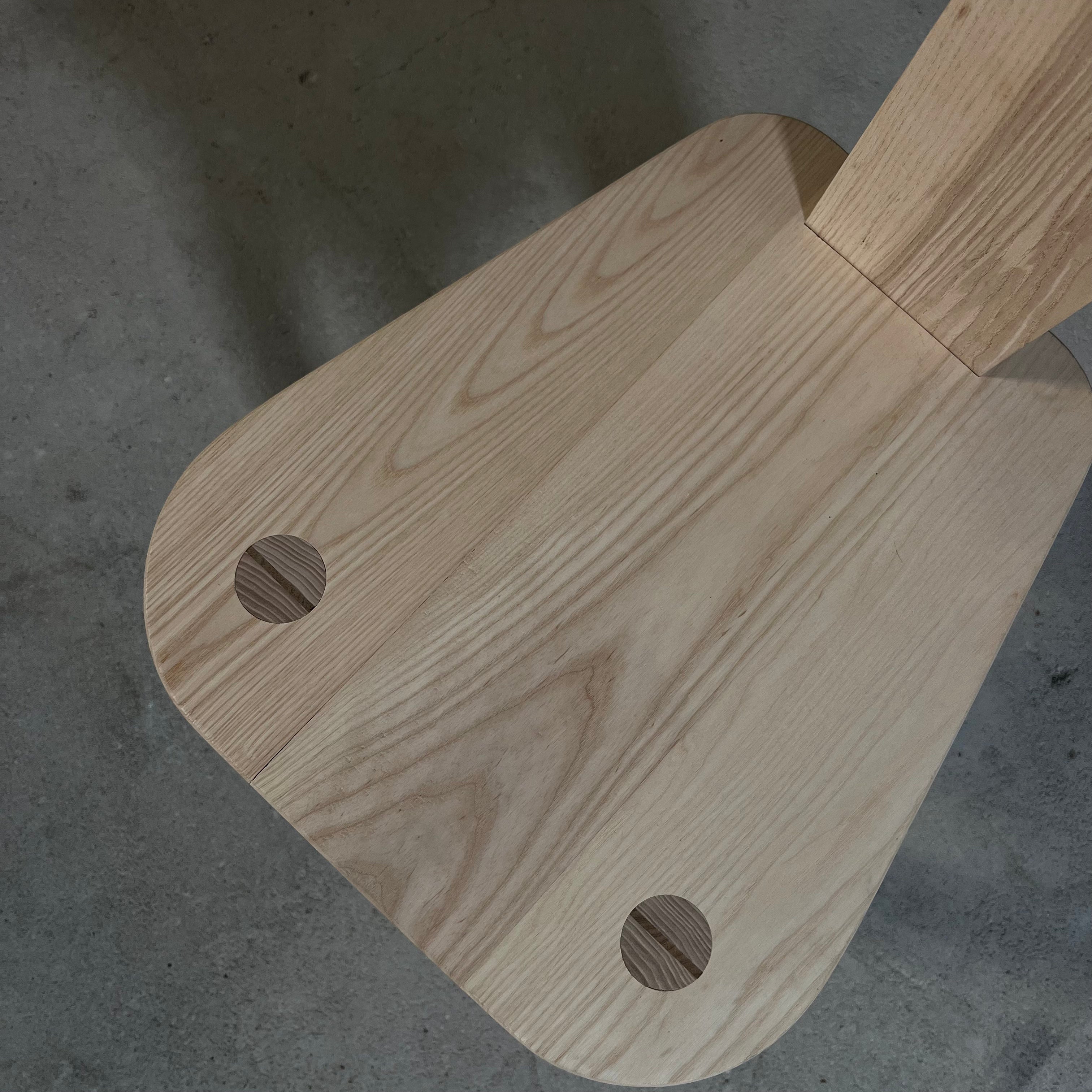 Three Legged-chair Wøti CH 04