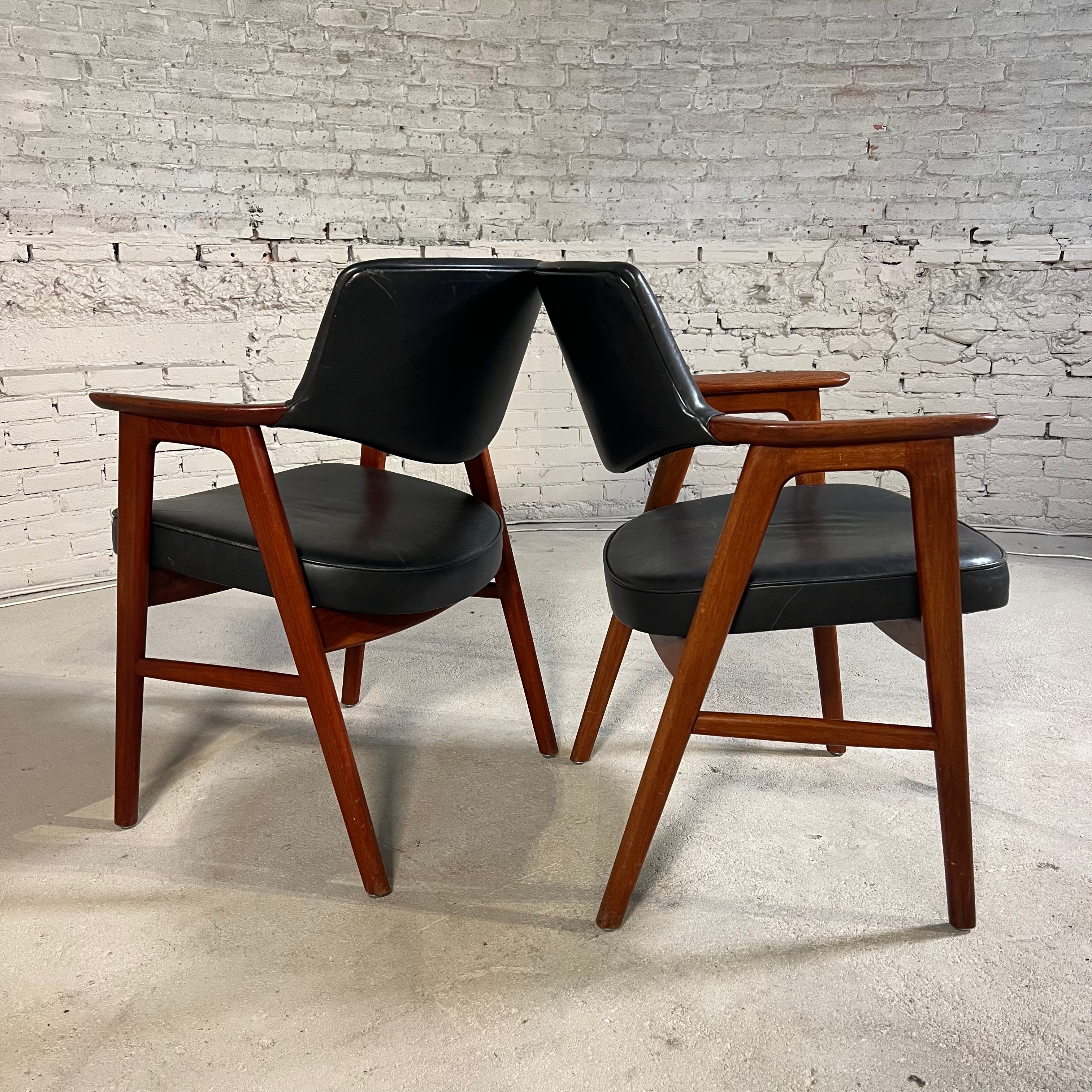 Erik Kirkegaard teak Armchair 42 (set of 6)