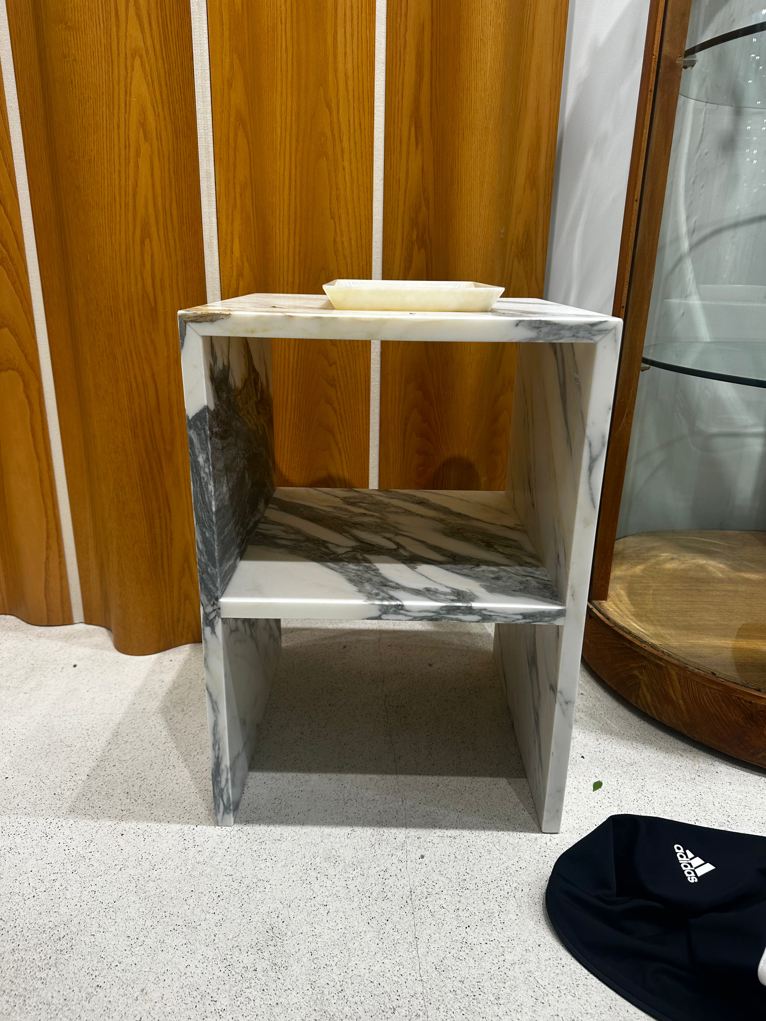 Marble table bijzettafeltje tweelaags