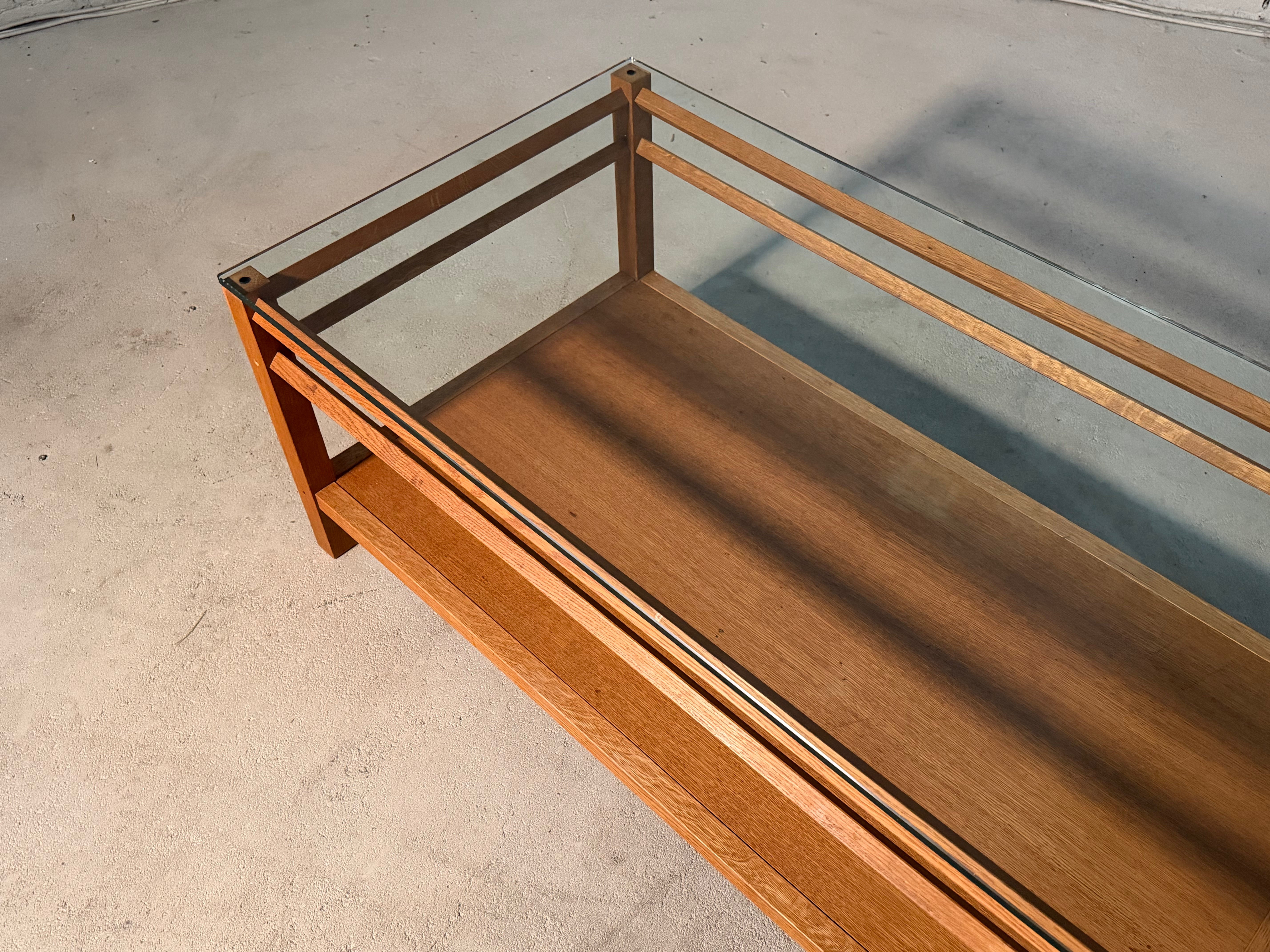 houten tafel glazen blad