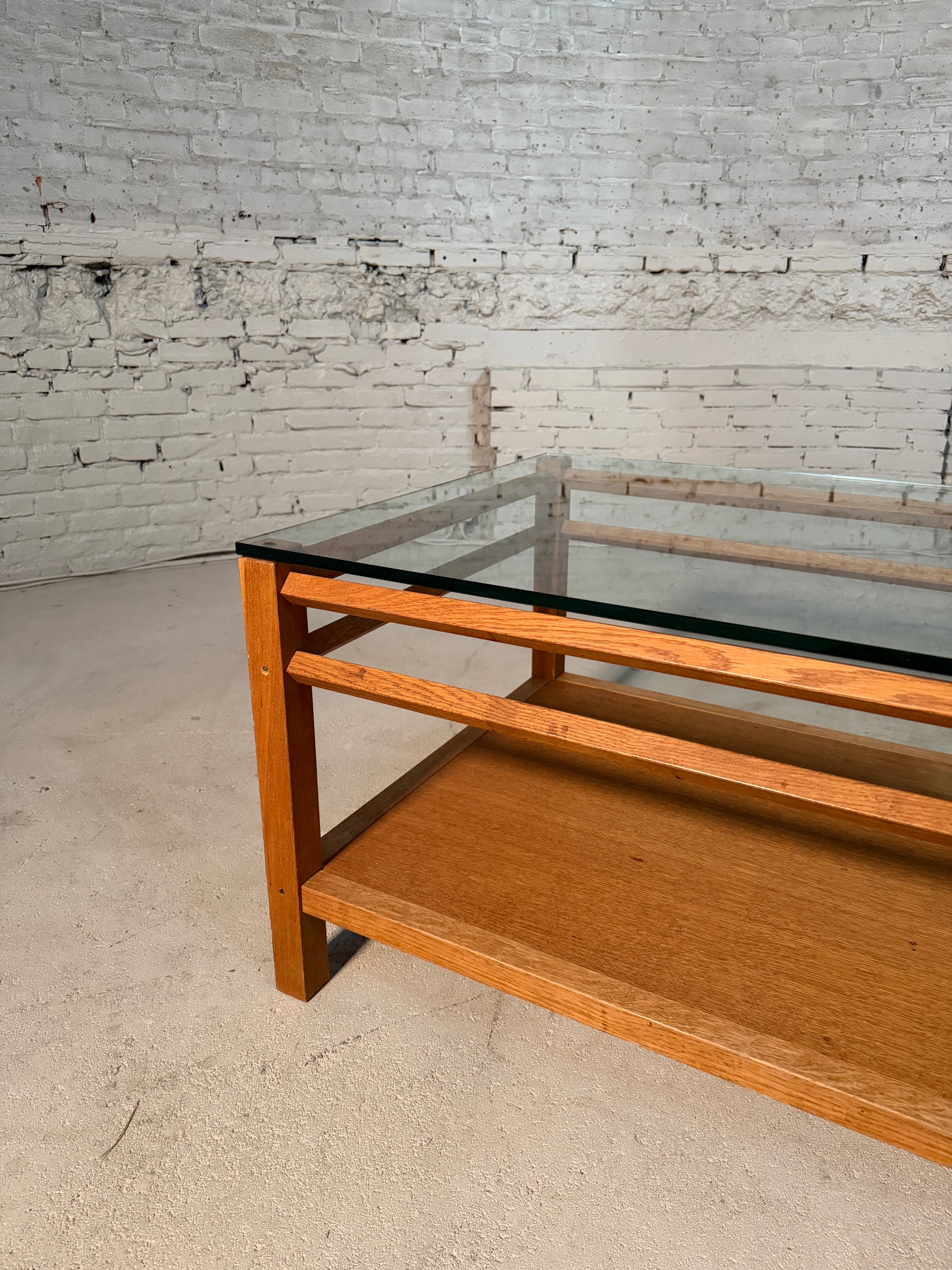 houten tafel glazen blad