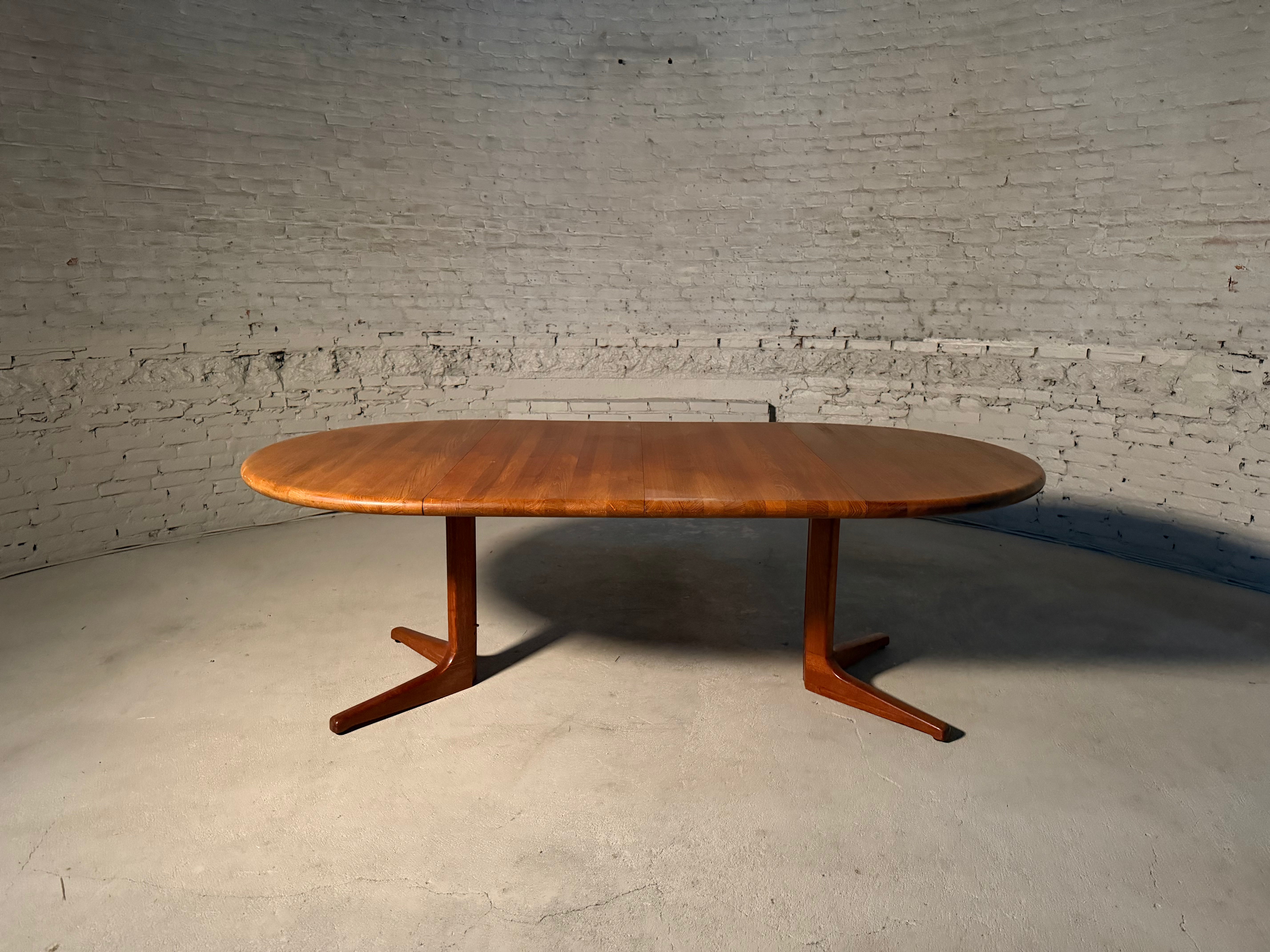 verlengbare tafel met tussen stukken