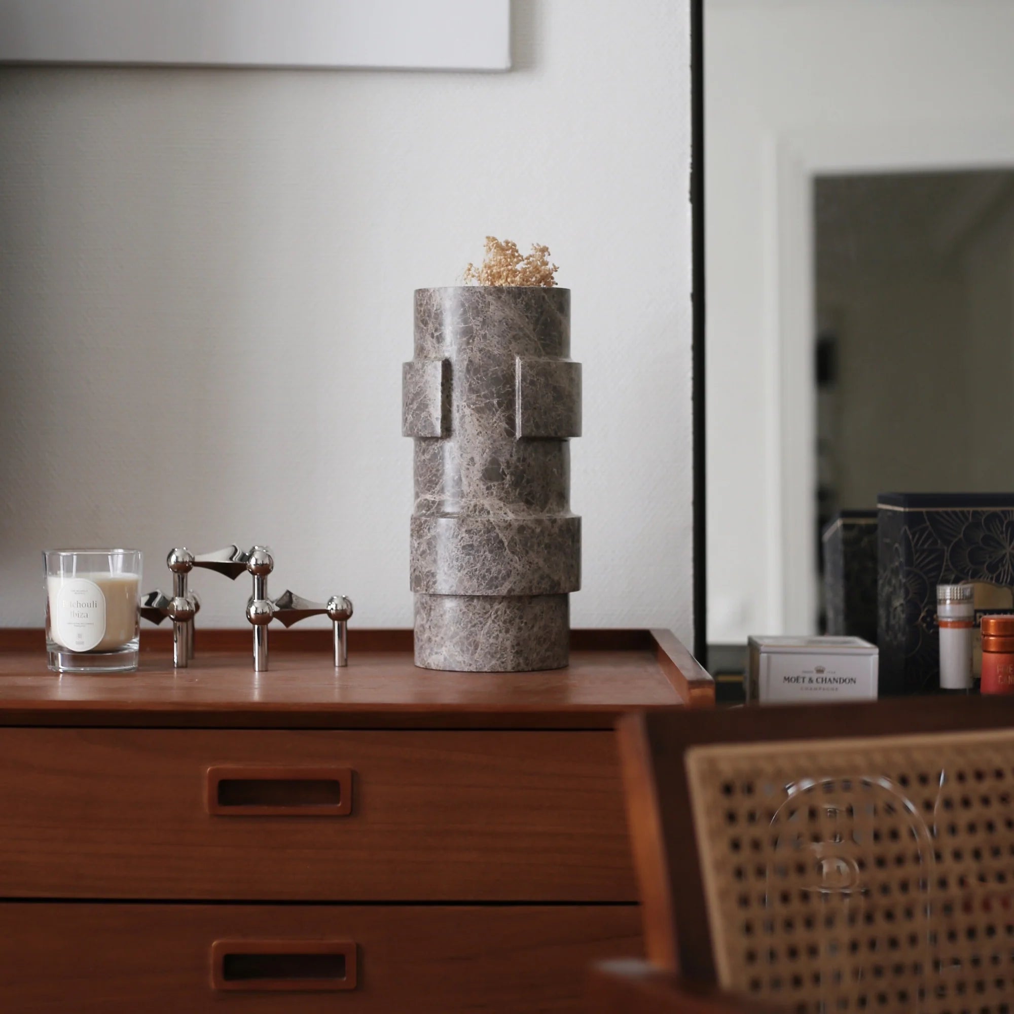 Brown Marble Object Vida