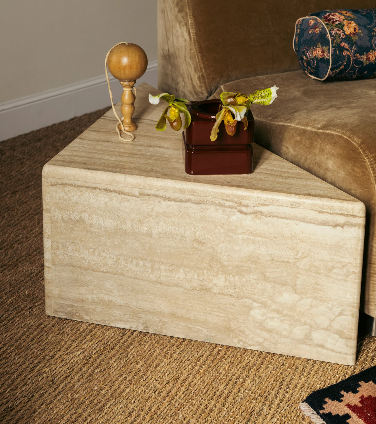 Triangolo Coffee table