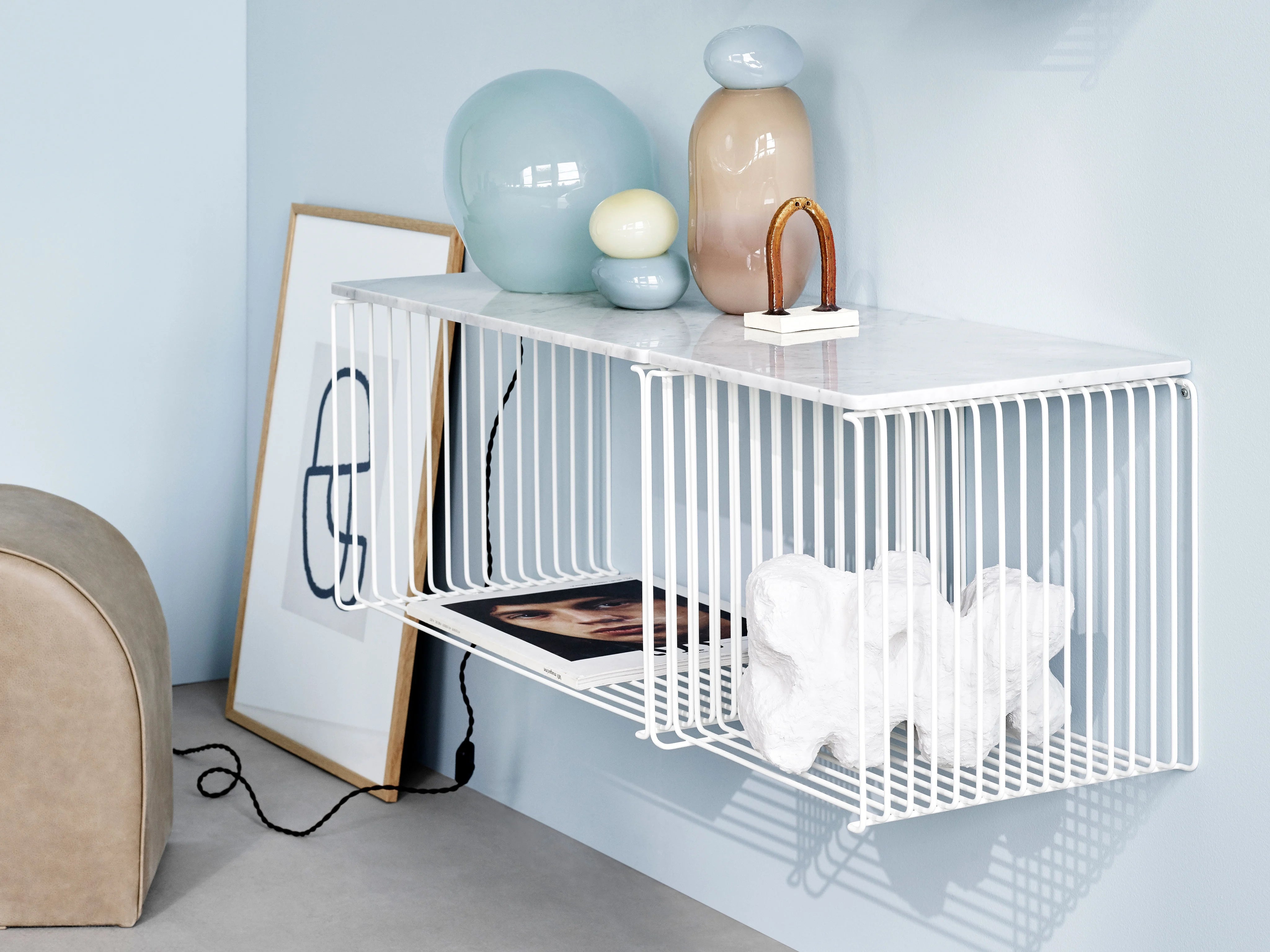 Panton Wire top panel
