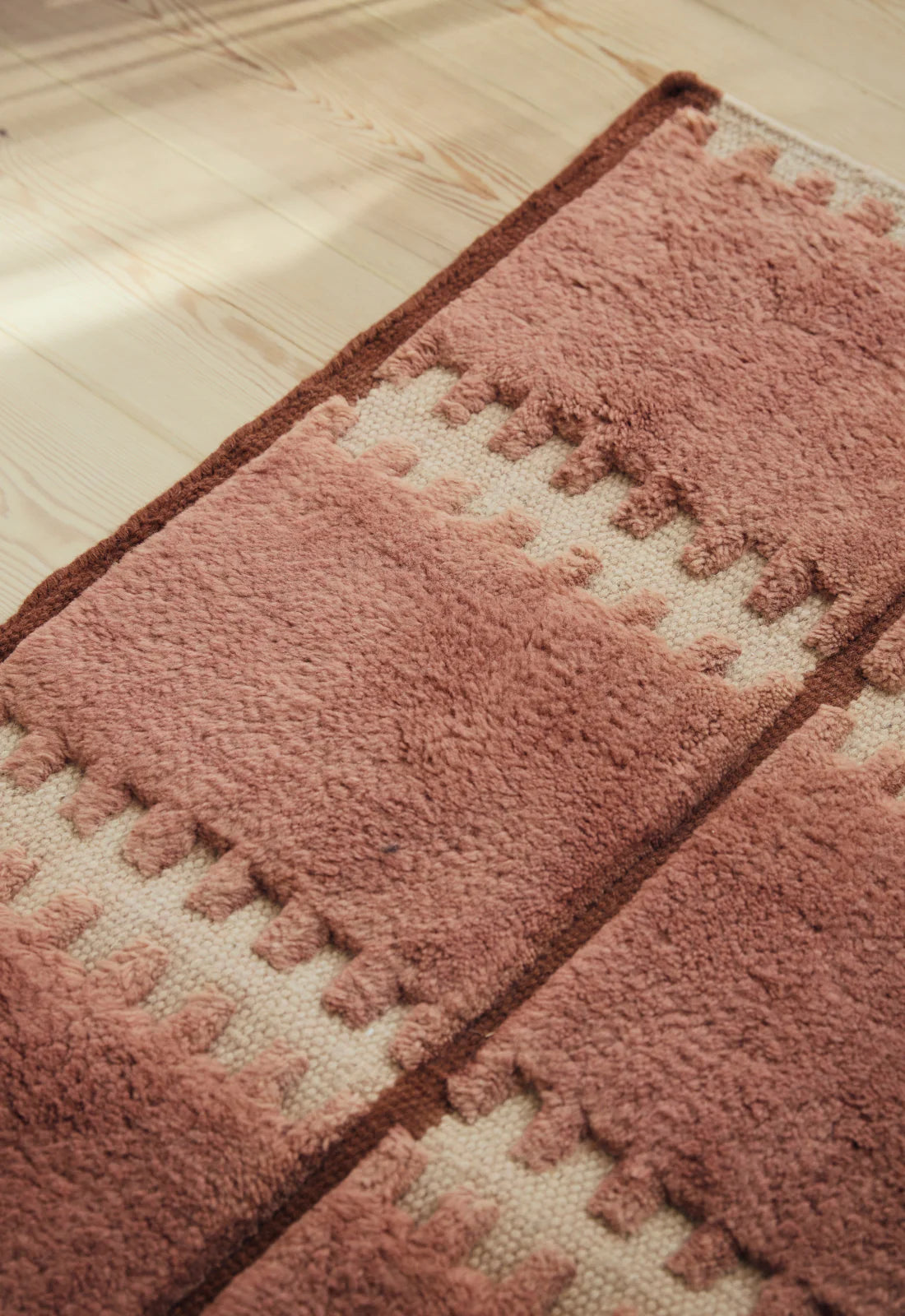 LILLY WOOL RUG