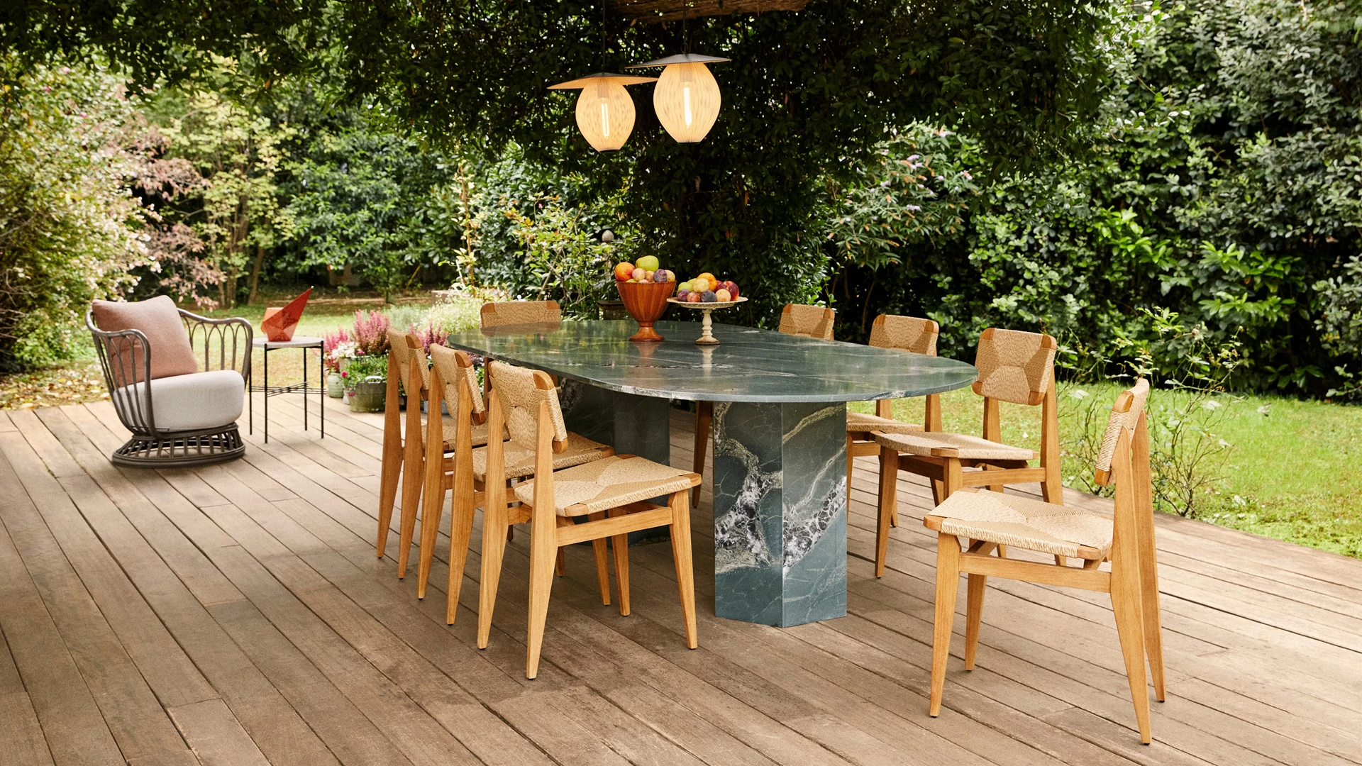 GUBI C-Chair Outdoor Dining Chair