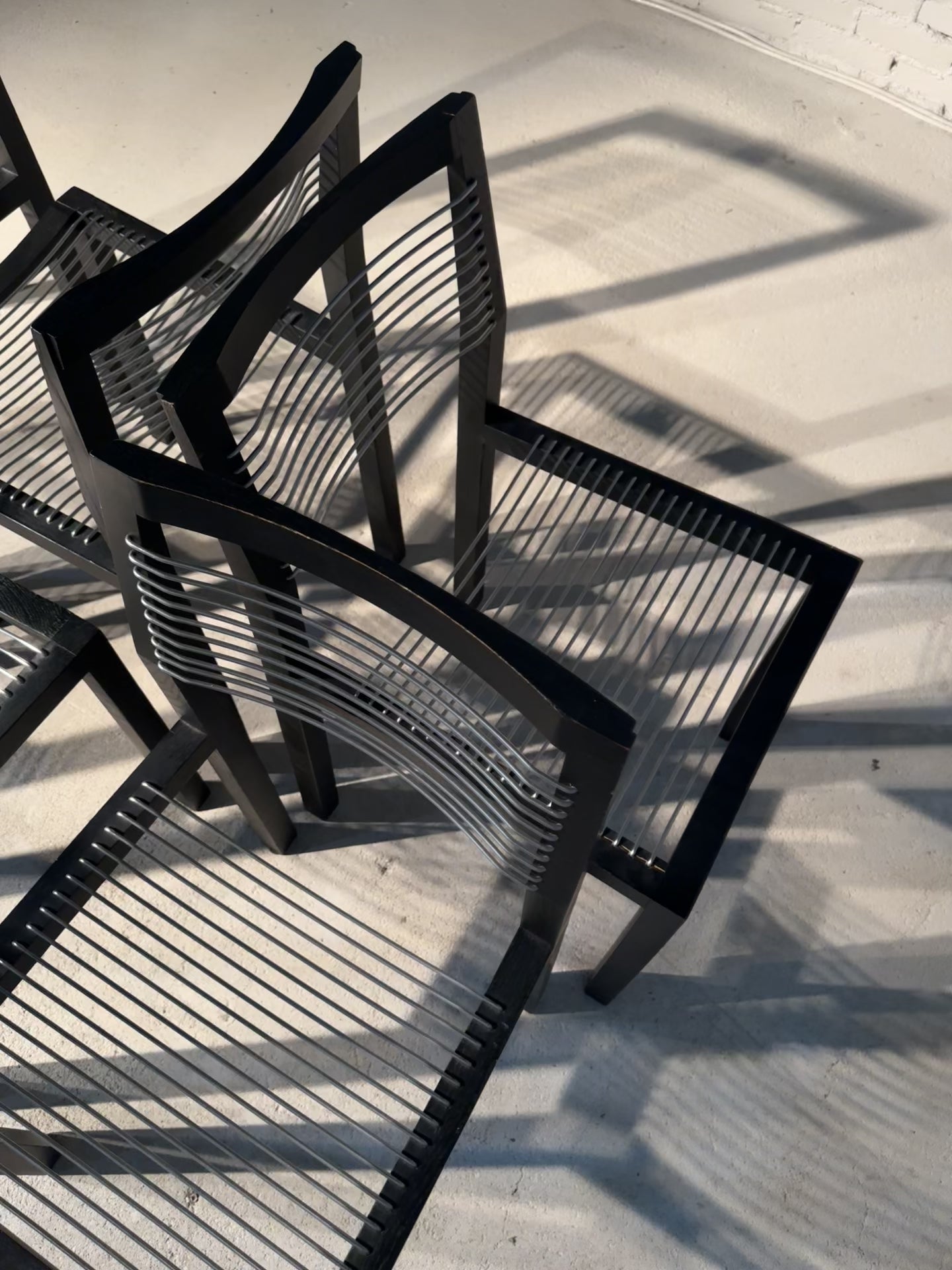 Load video: Ligne Roset Retro Wire Dining Chairs