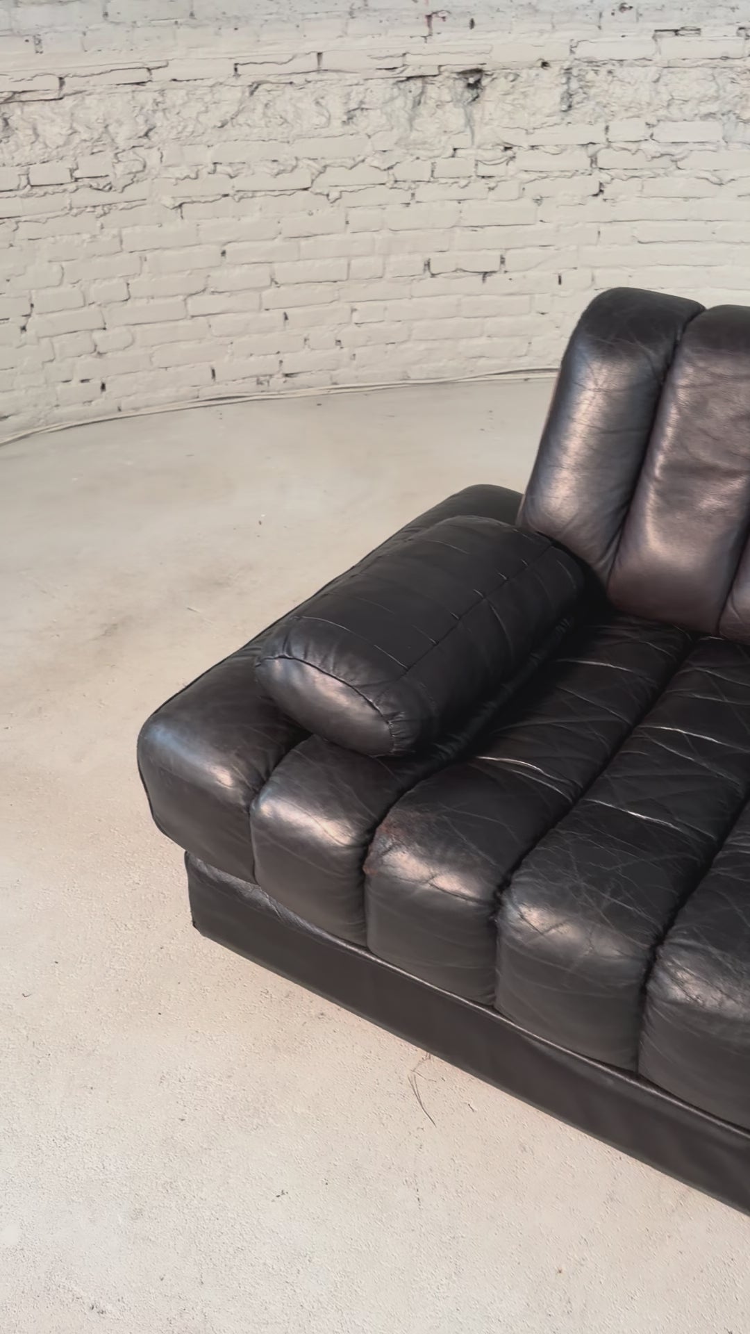 Load video: De Sede Leather Sofa Bed