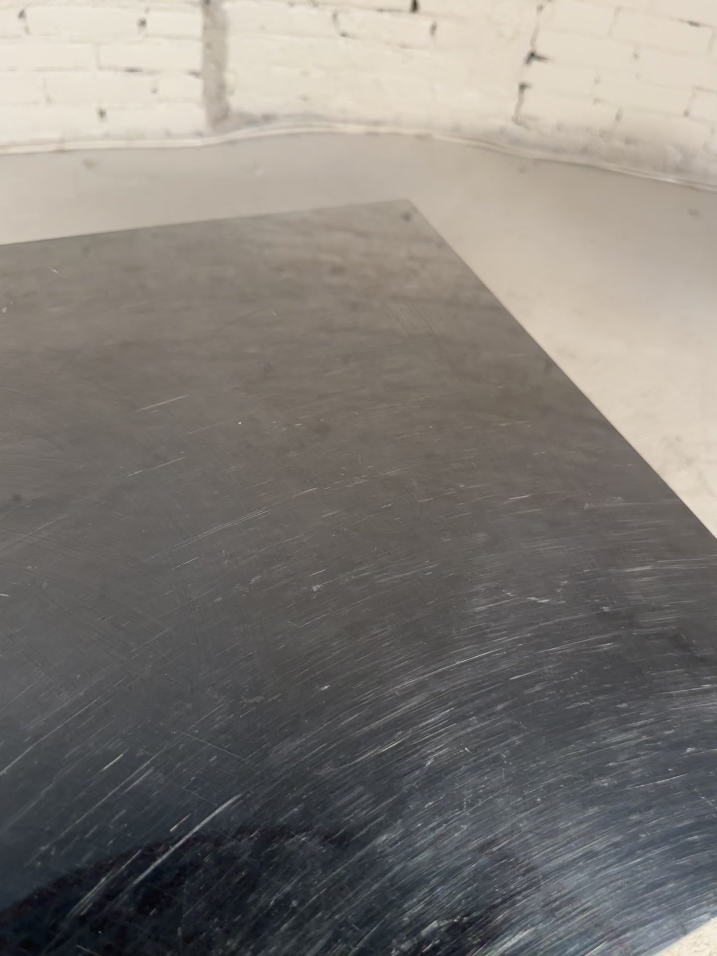 Load video: Simplice Chrome Side Tables by Antonio Citterio for B&amp;B Italia
