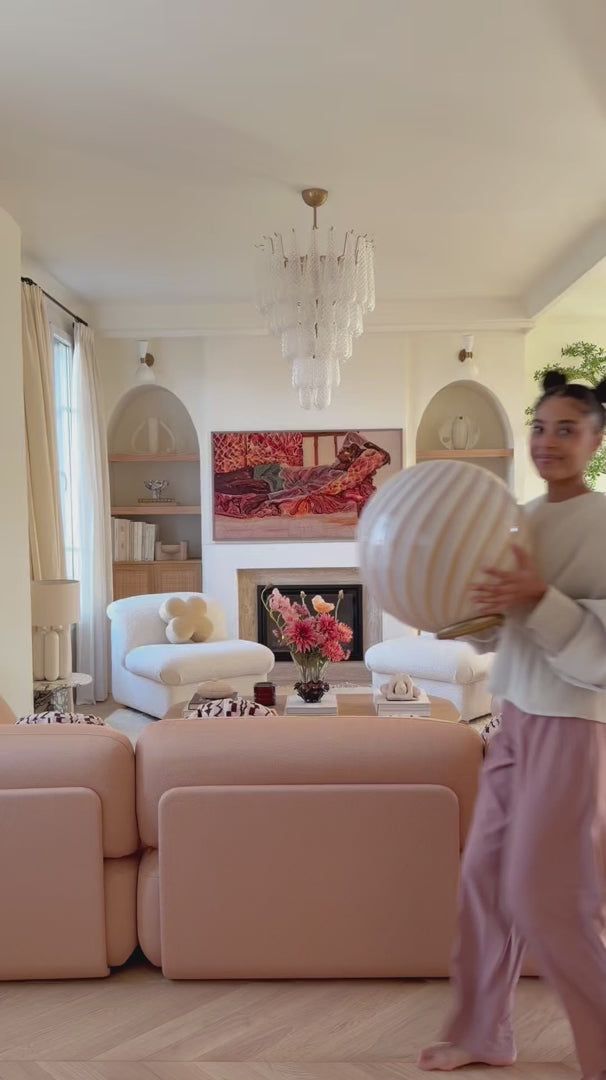 Load video: Murano Swirl tablelamp - cream / caramel
