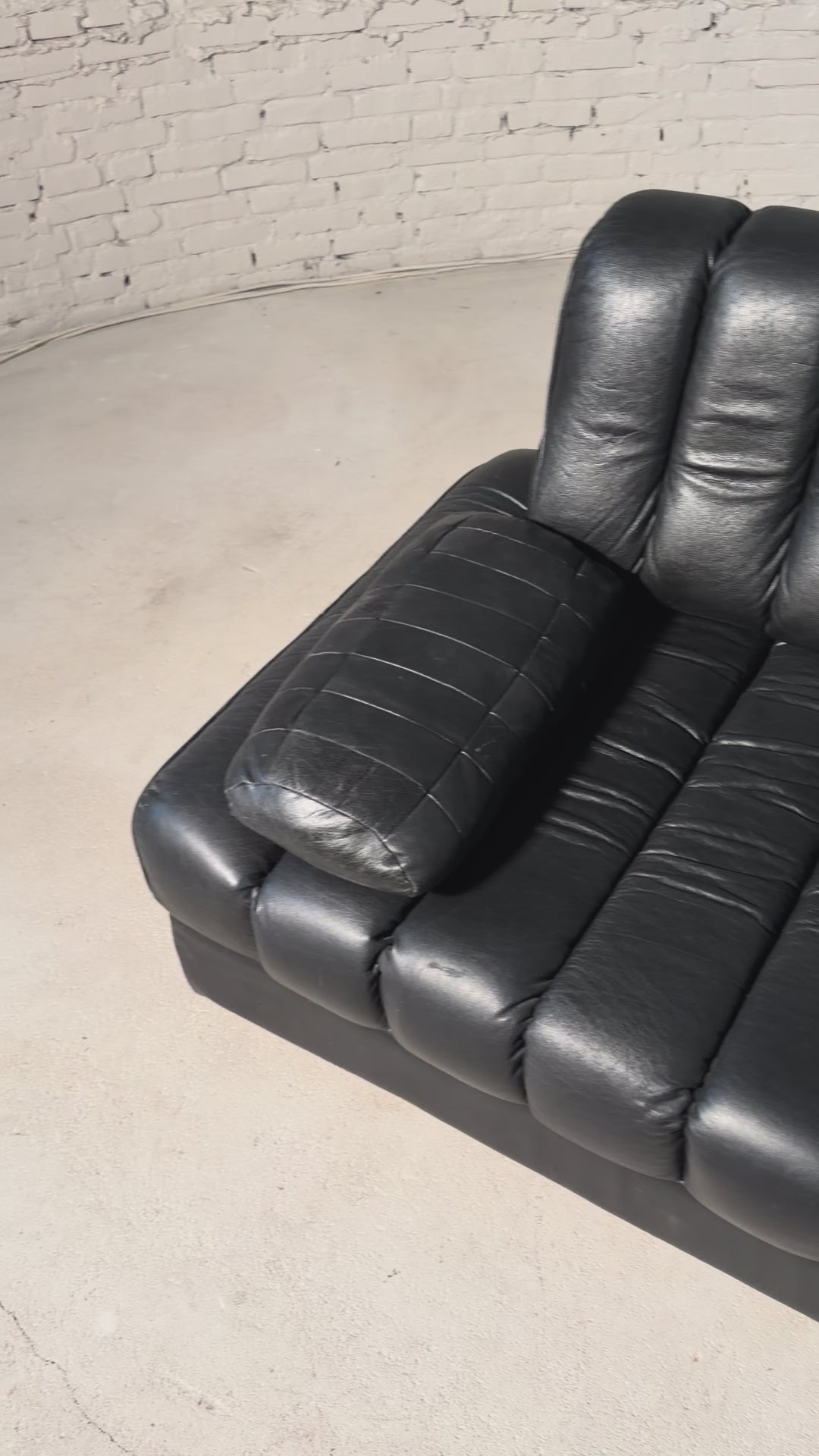 Load video: De Sede Leather Sofa Bed