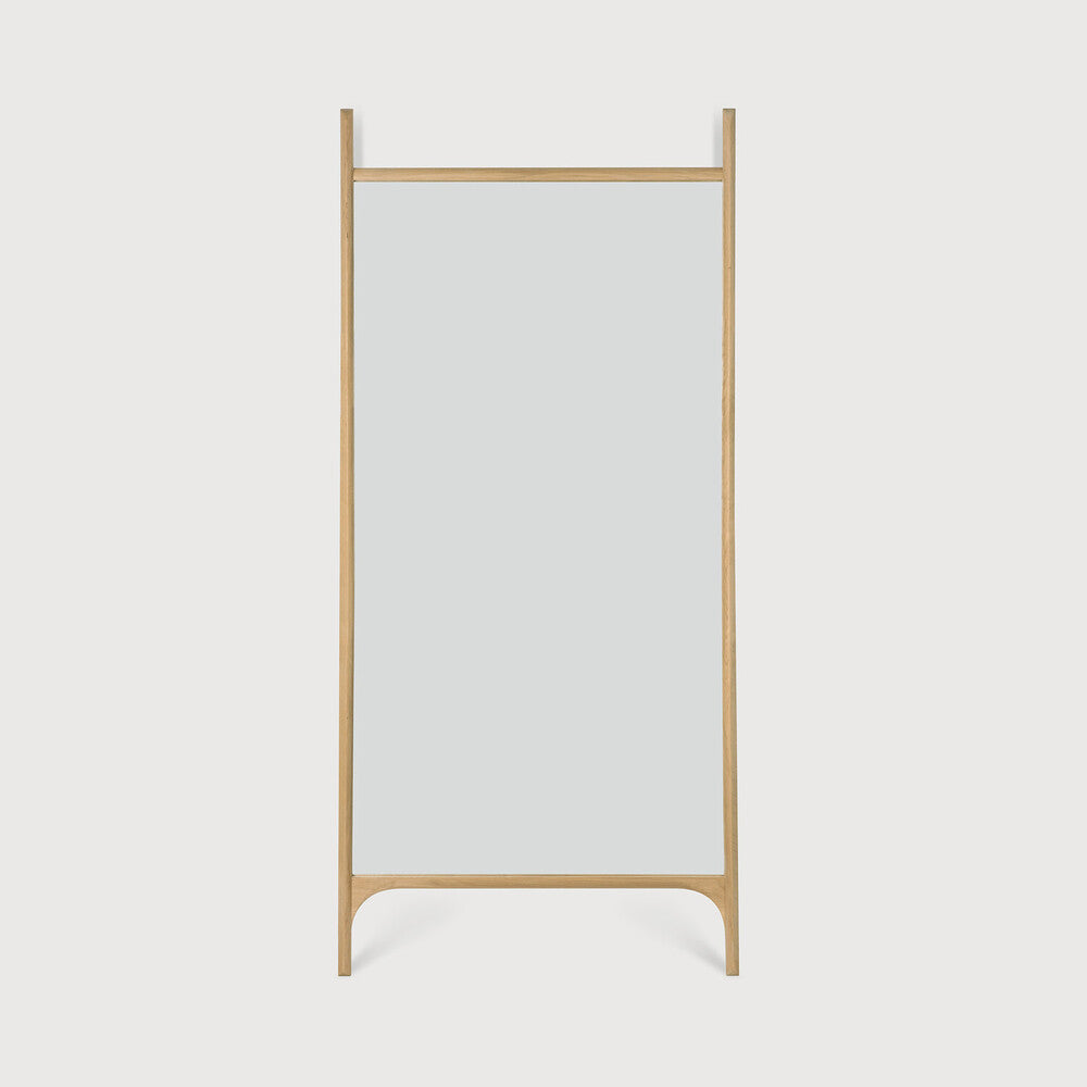 PI floor mirror