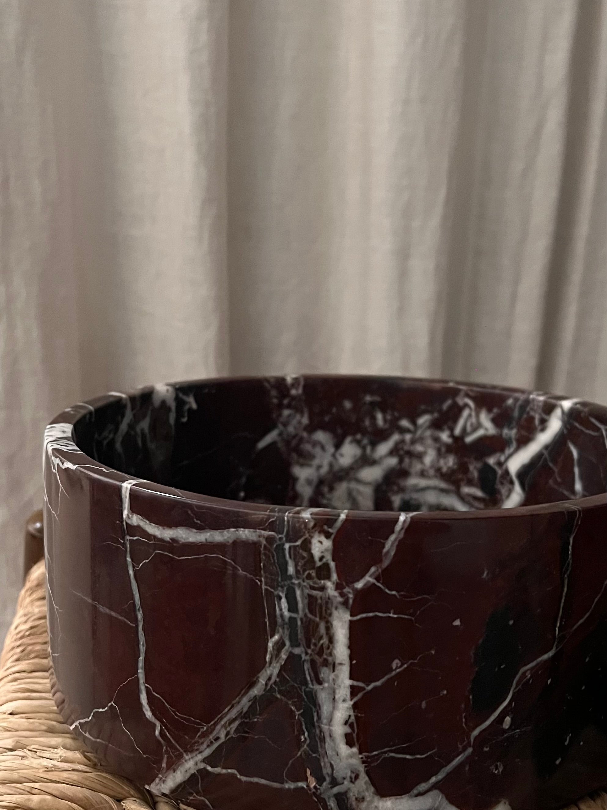Burgundy Marble Fruit Bowl